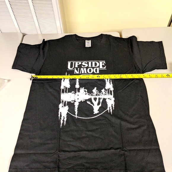 Stranger Things Upside Down T-shirt. M. - Picture 6 of 6